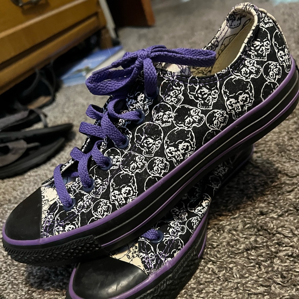 Custom Unique Skull Design Converse - image 1